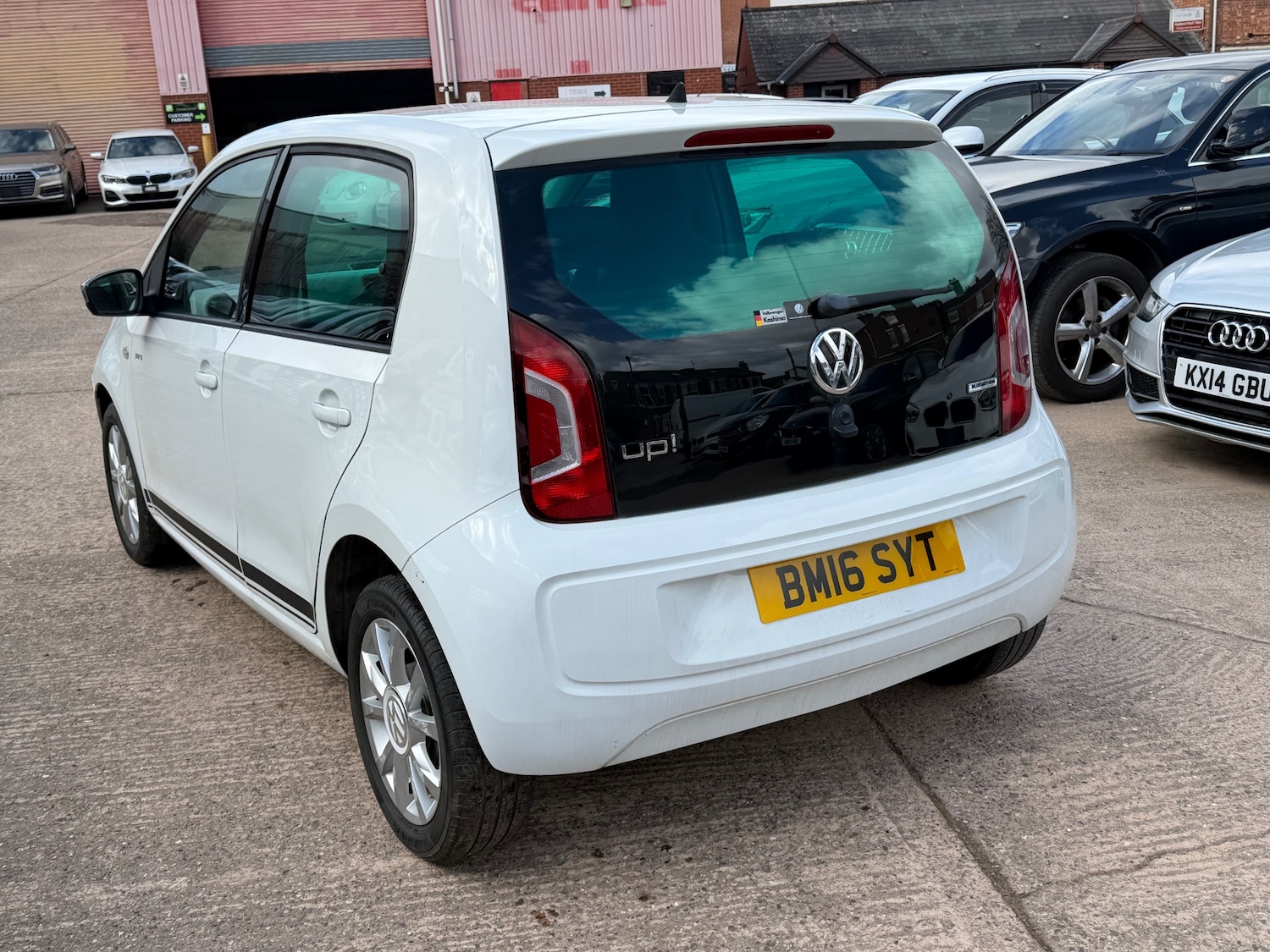 Used Volkswagen up! 2016 for sale - 77872320: Photo 5