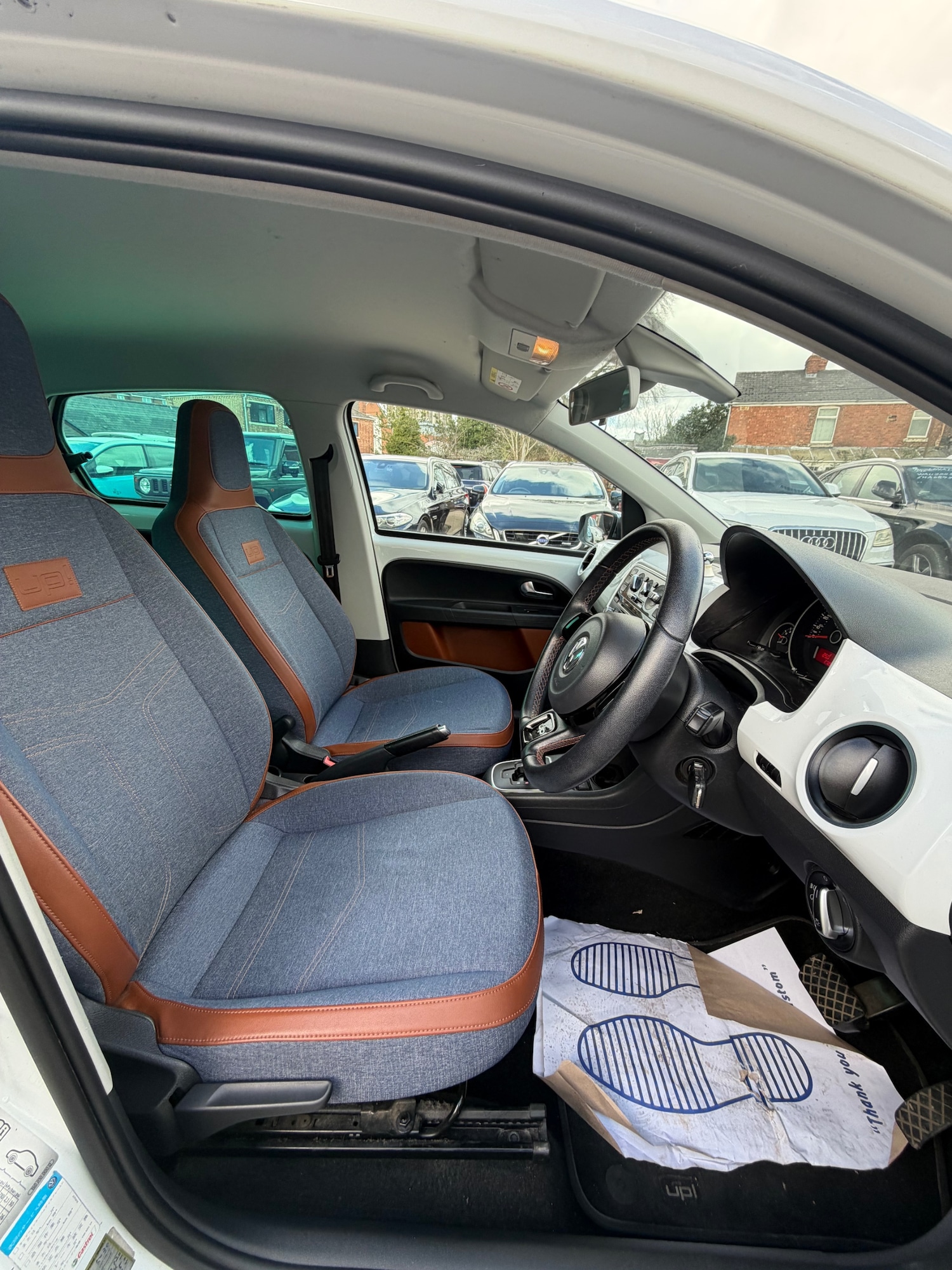 Used Volkswagen up! 2016 for sale - 77872320: Photo 7