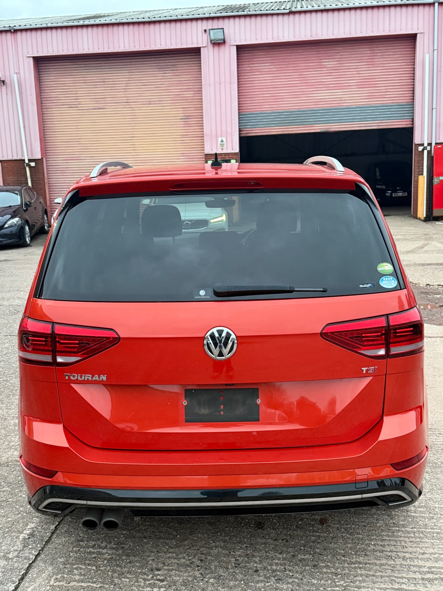 Used Volkswagen Touran 2016 for sale - 76596091: Photo 4