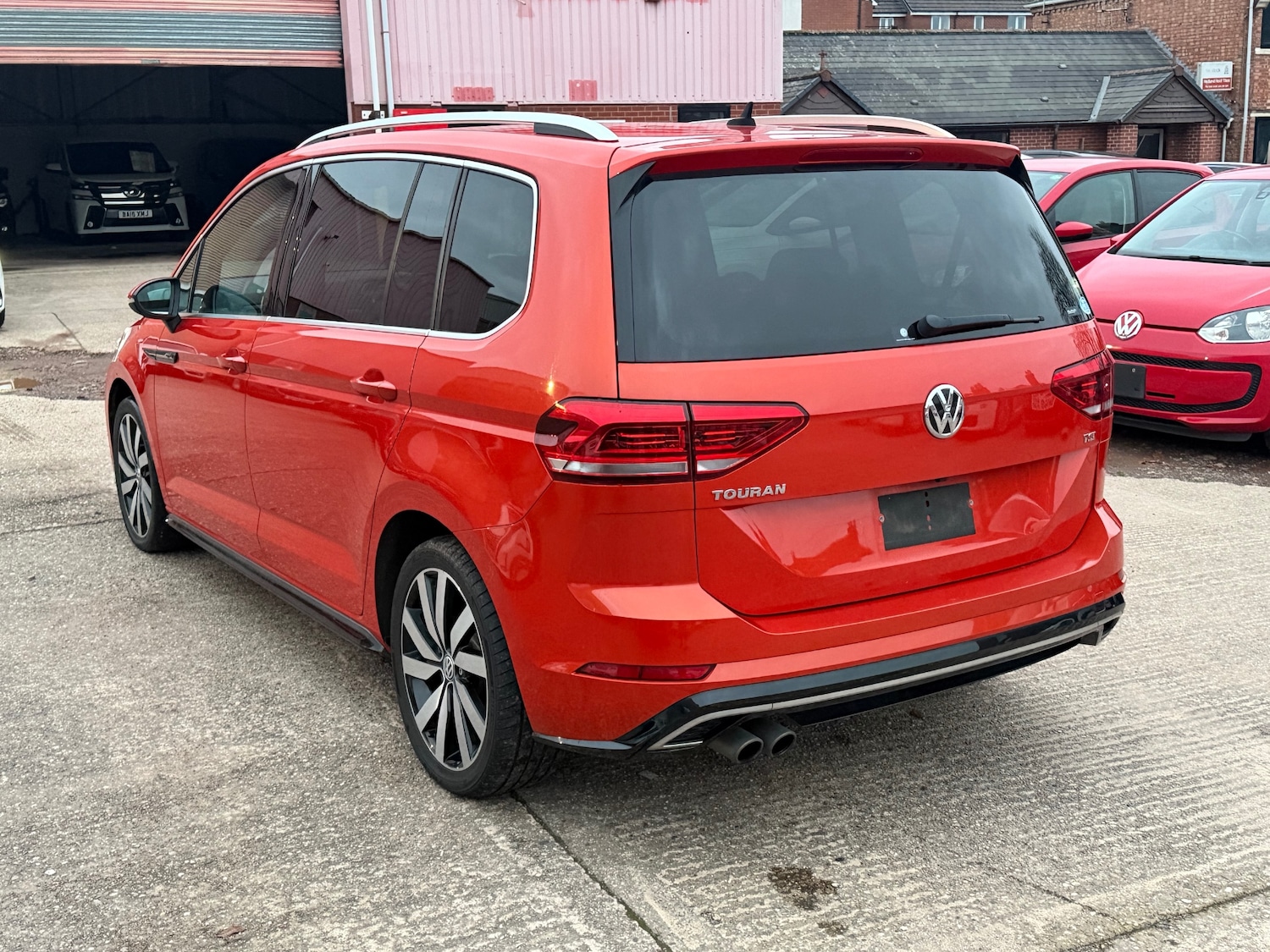 Used Volkswagen Touran 2016 for sale - 76596091: Photo 6
