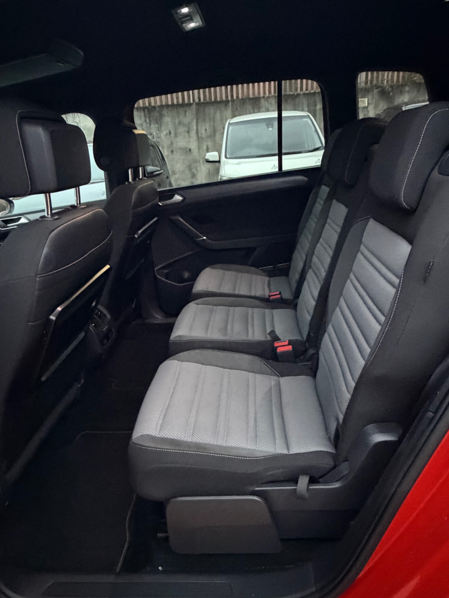 Used Volkswagen Touran 2016 for sale - 76596091: Photo 9