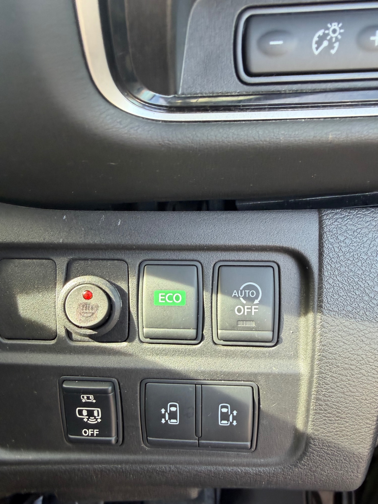 Used Nissan Serena 2017 for sale - 77924752: Photo 10