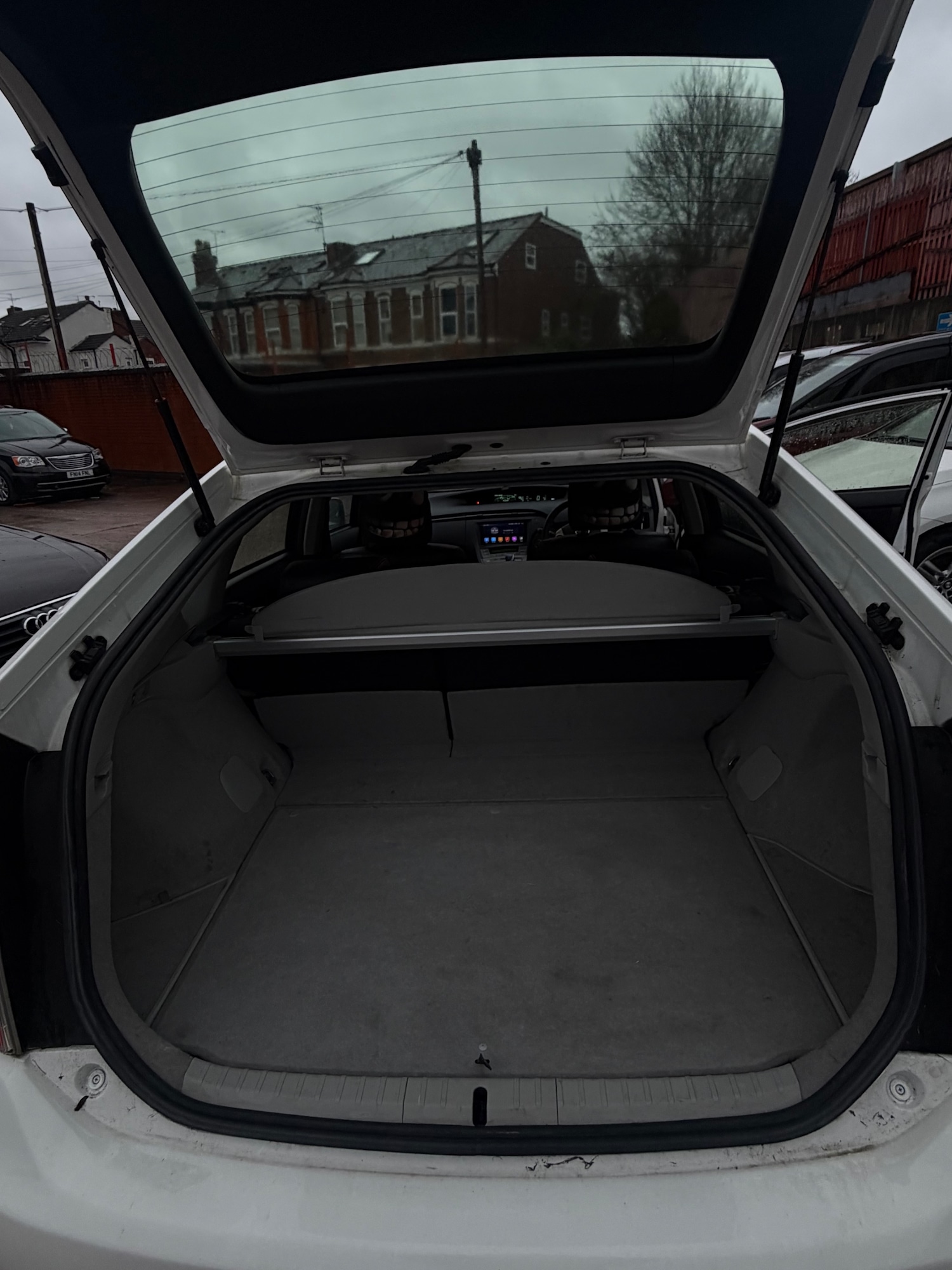 Used Toyota Prius 2014 for sale - 77274341: Photo 9