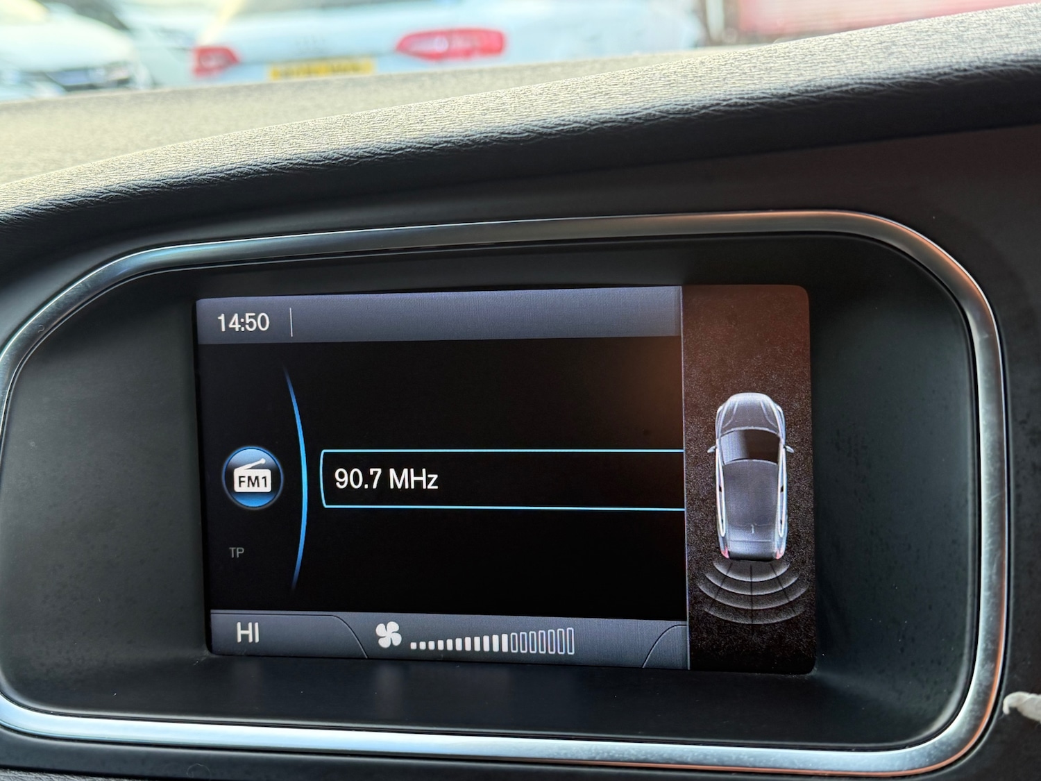 Used Volvo V40 2013 for sale - 77242871: Photo 13