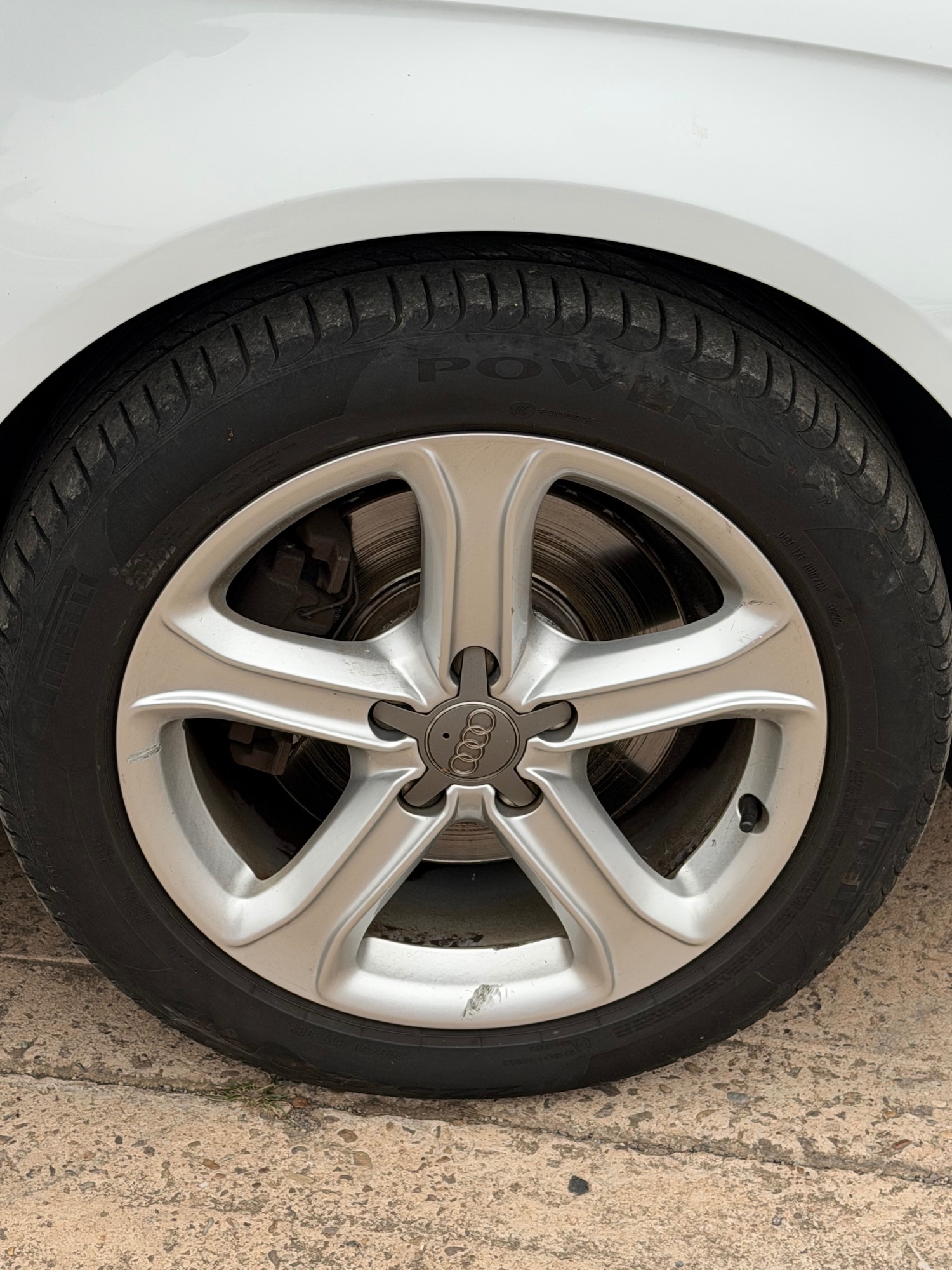 Used Audi A4 Avant 2014 for sale - 76082883: Photo 14