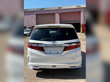 Used Honda Odyssey 2017 for sale - 75612049: Photo