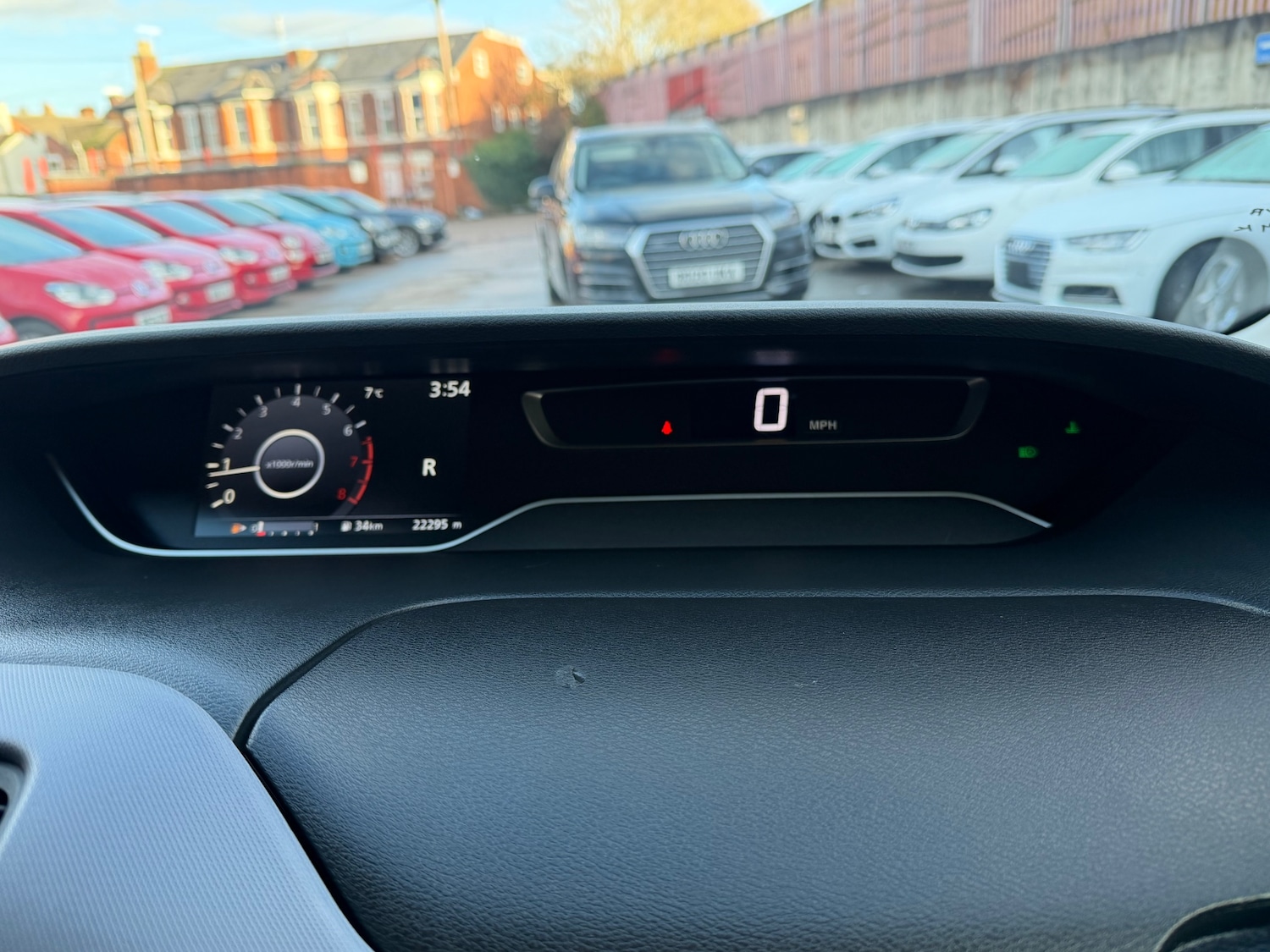 Used Nissan Serena 2021 for sale - 77008264: Photo 18