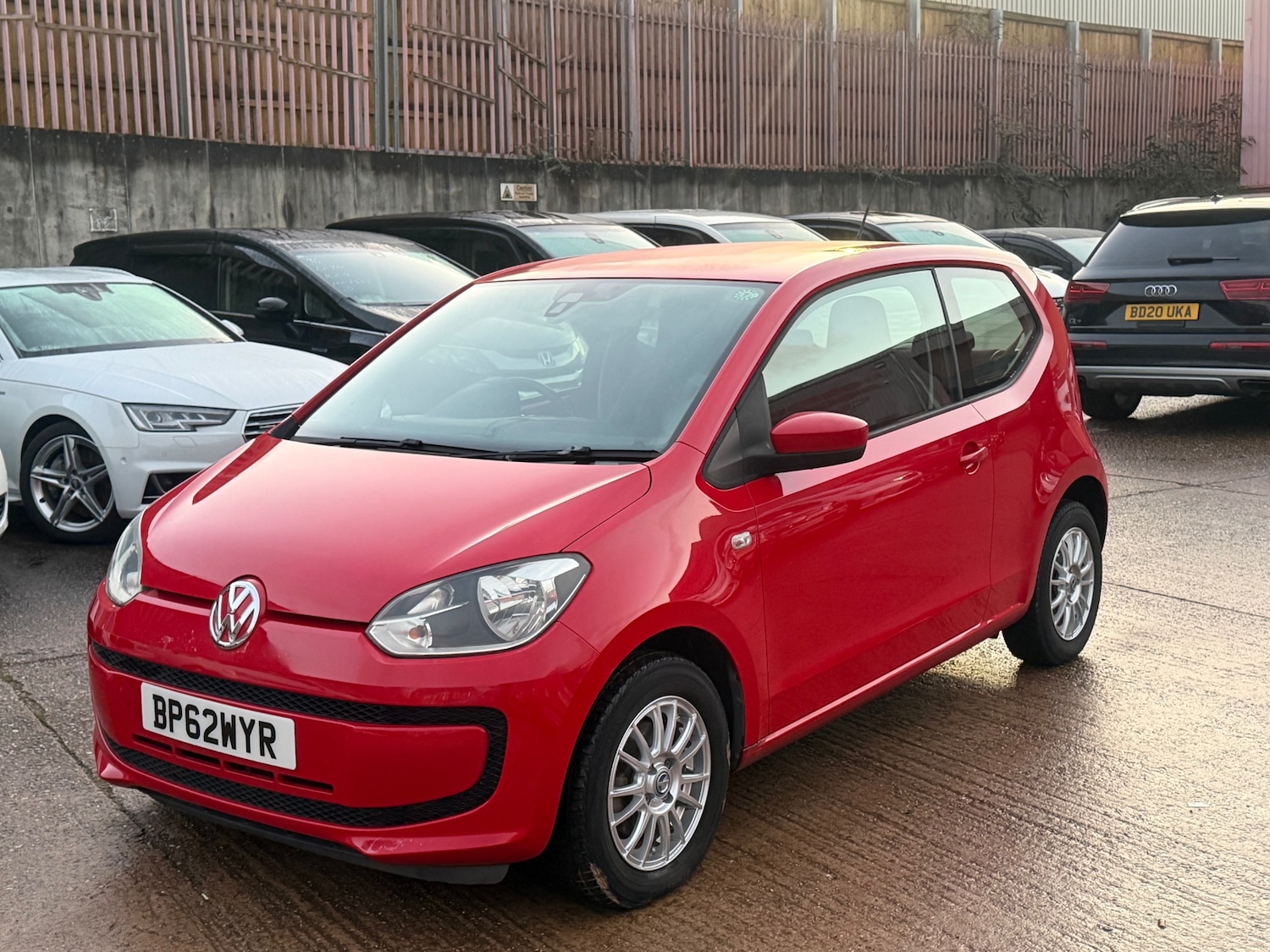Used Volkswagen up! 2012 for sale - 77008931: Photo 3