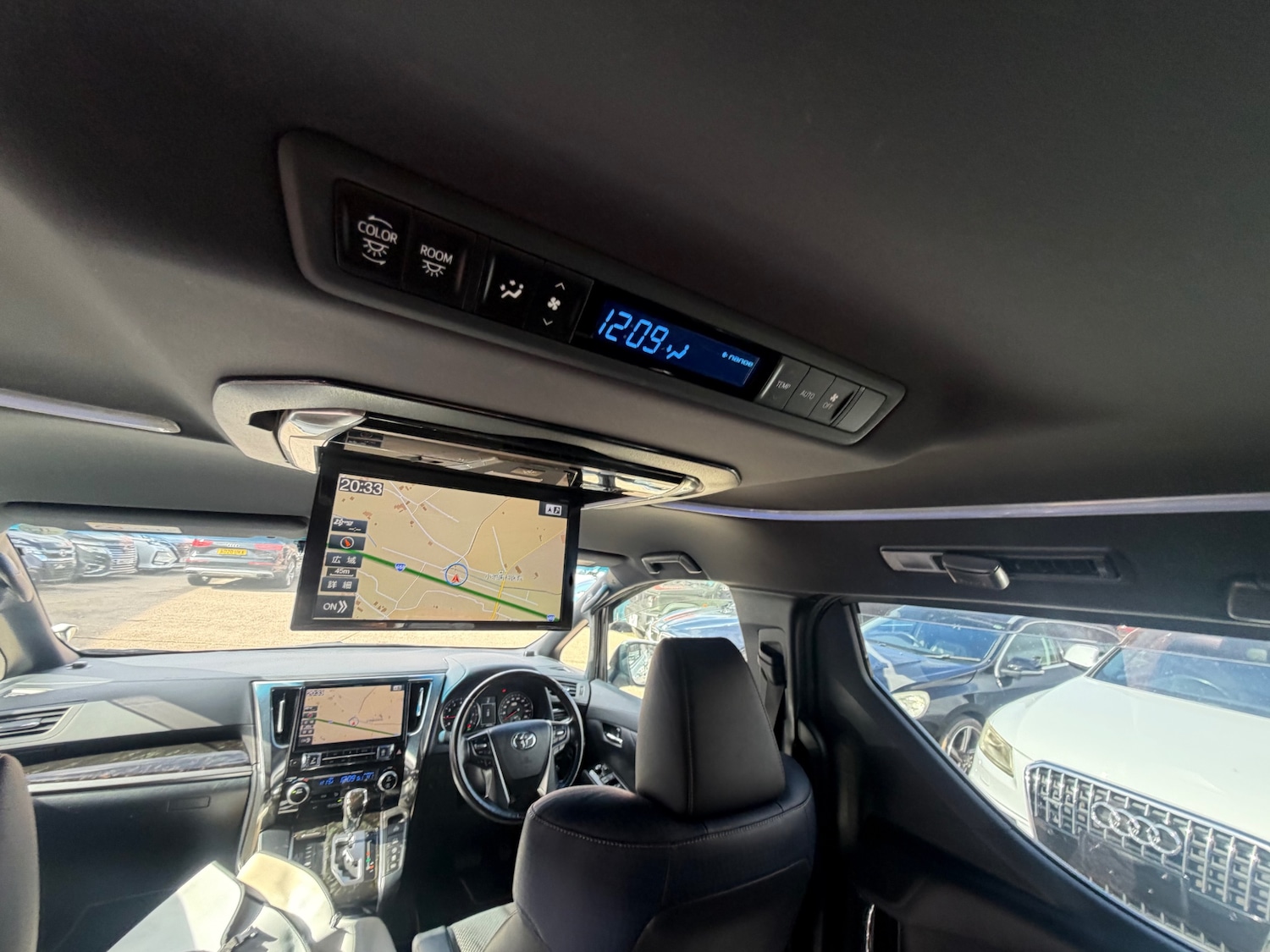 Used Toyota Vellfire 2016 for sale - 77872212: Photo 11