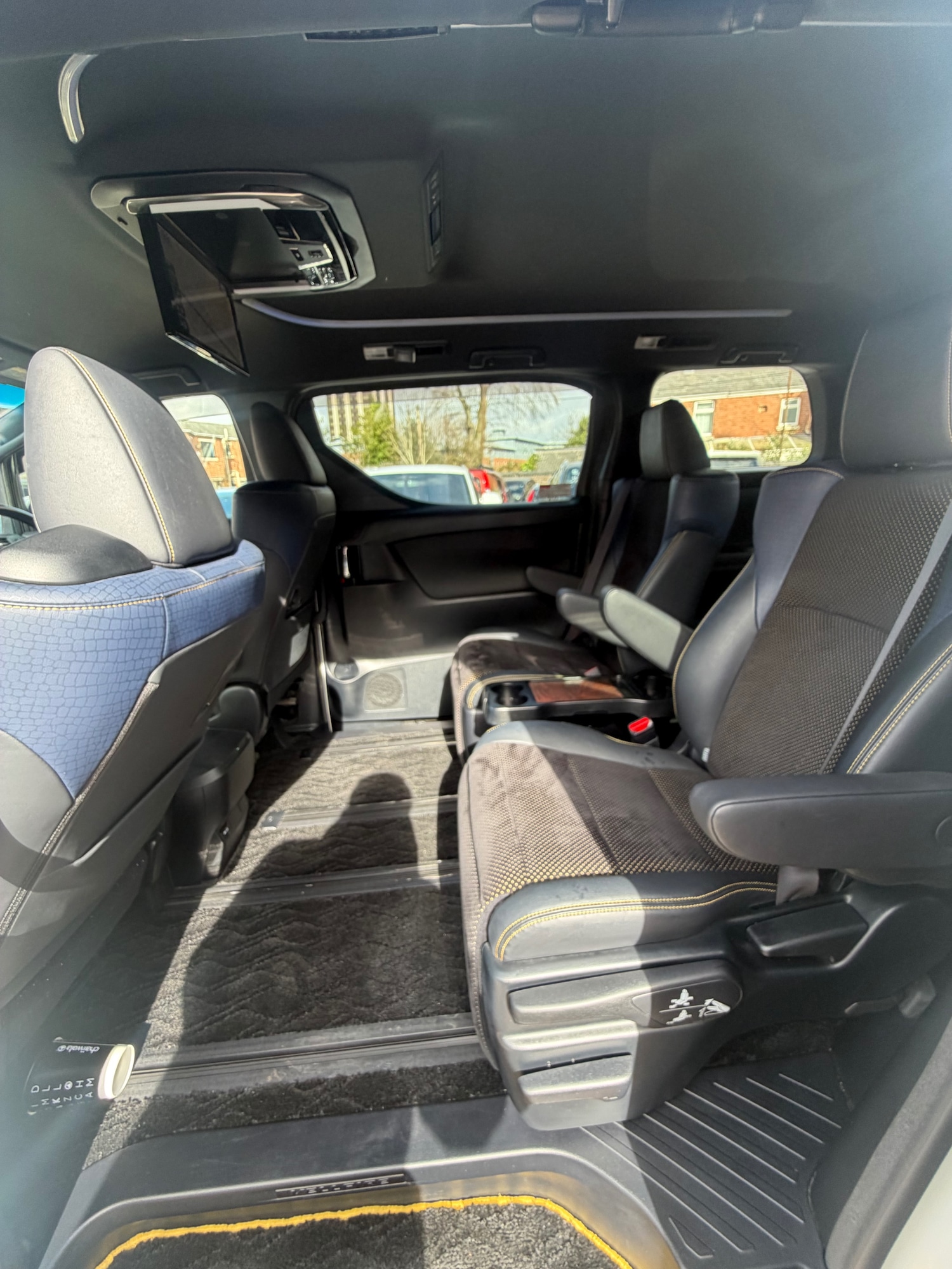 Used Toyota Vellfire 2016 for sale - 77872212: Photo 8