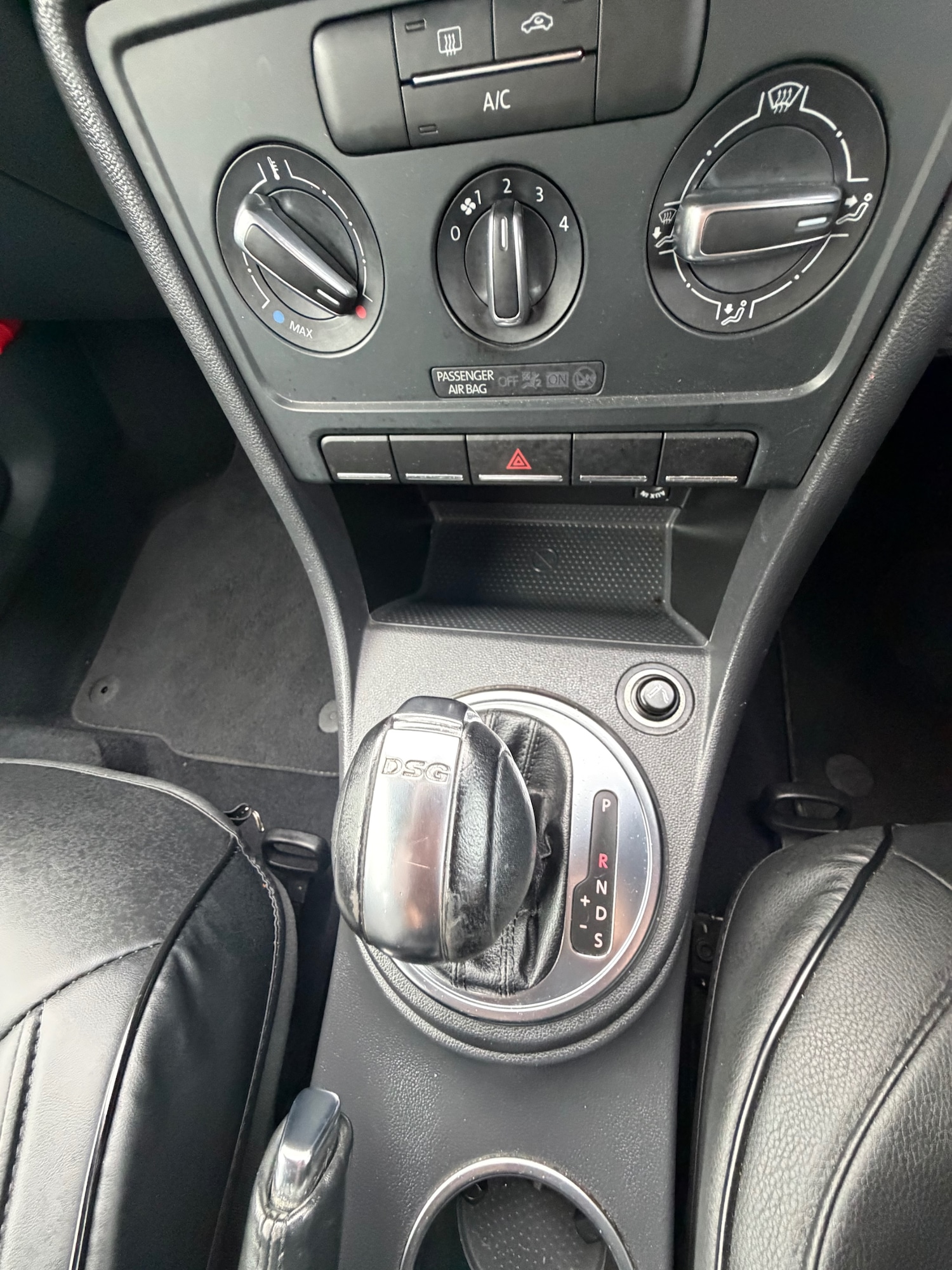 Used Volkswagen Beetle 2013 for sale - 77478189: Photo 15