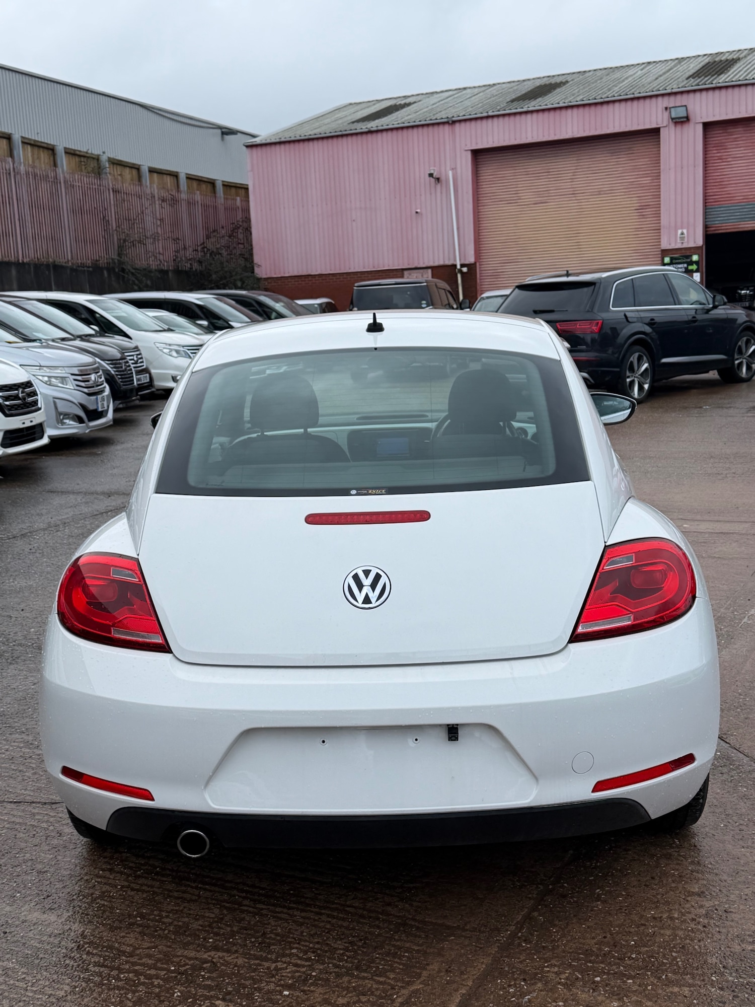 Used Volkswagen Beetle 2013 for sale - 77478189: Photo 4