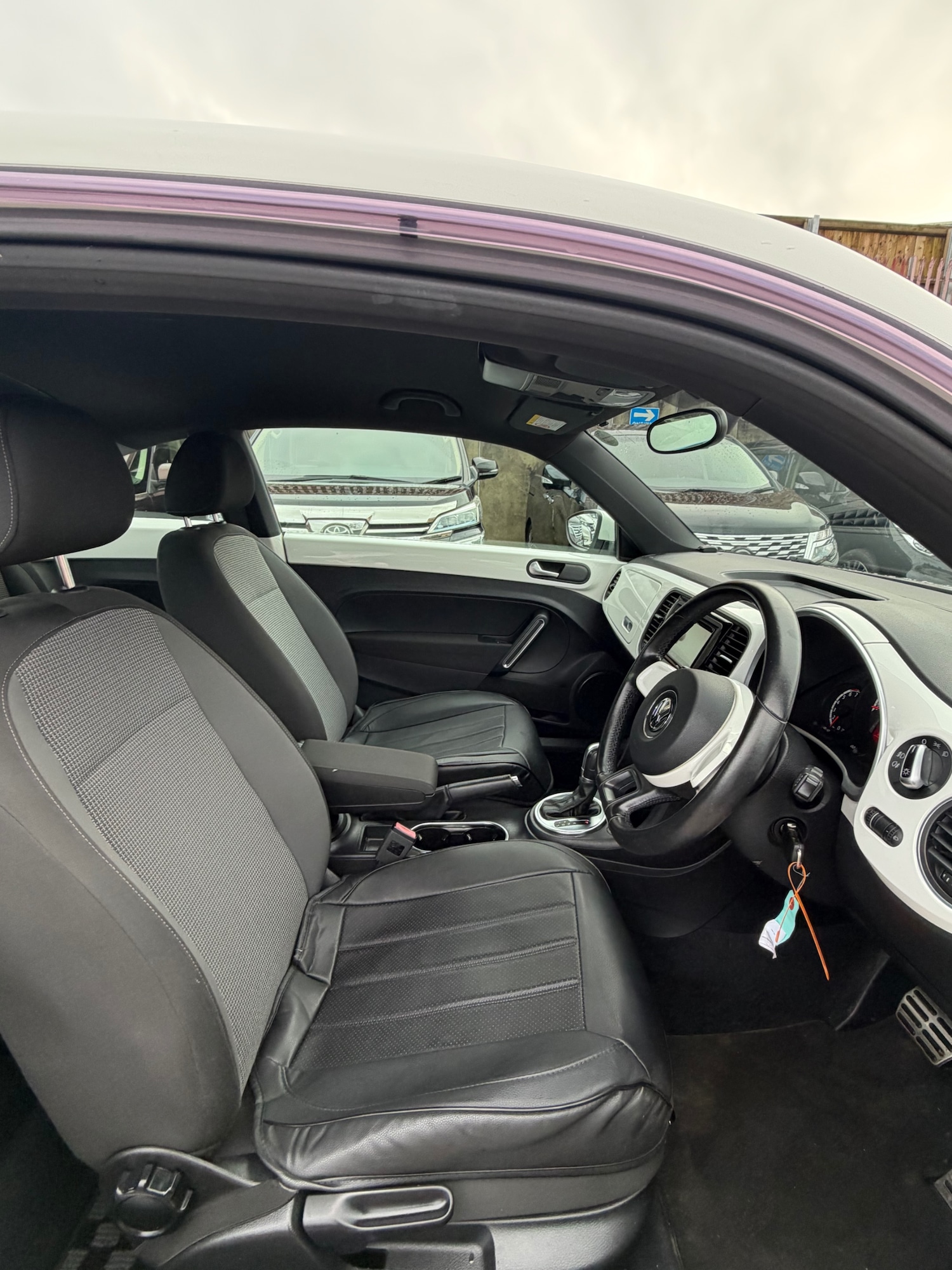 Used Volkswagen Beetle 2013 for sale - 77478189: Photo 8