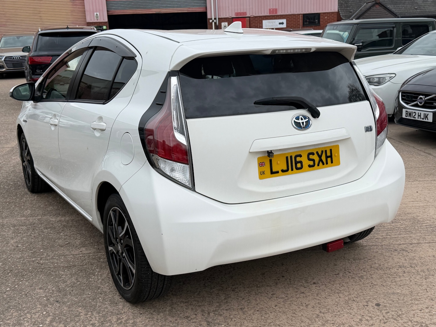 Used Toyota Aqua 2016 for sale - 78184152: Photo 5