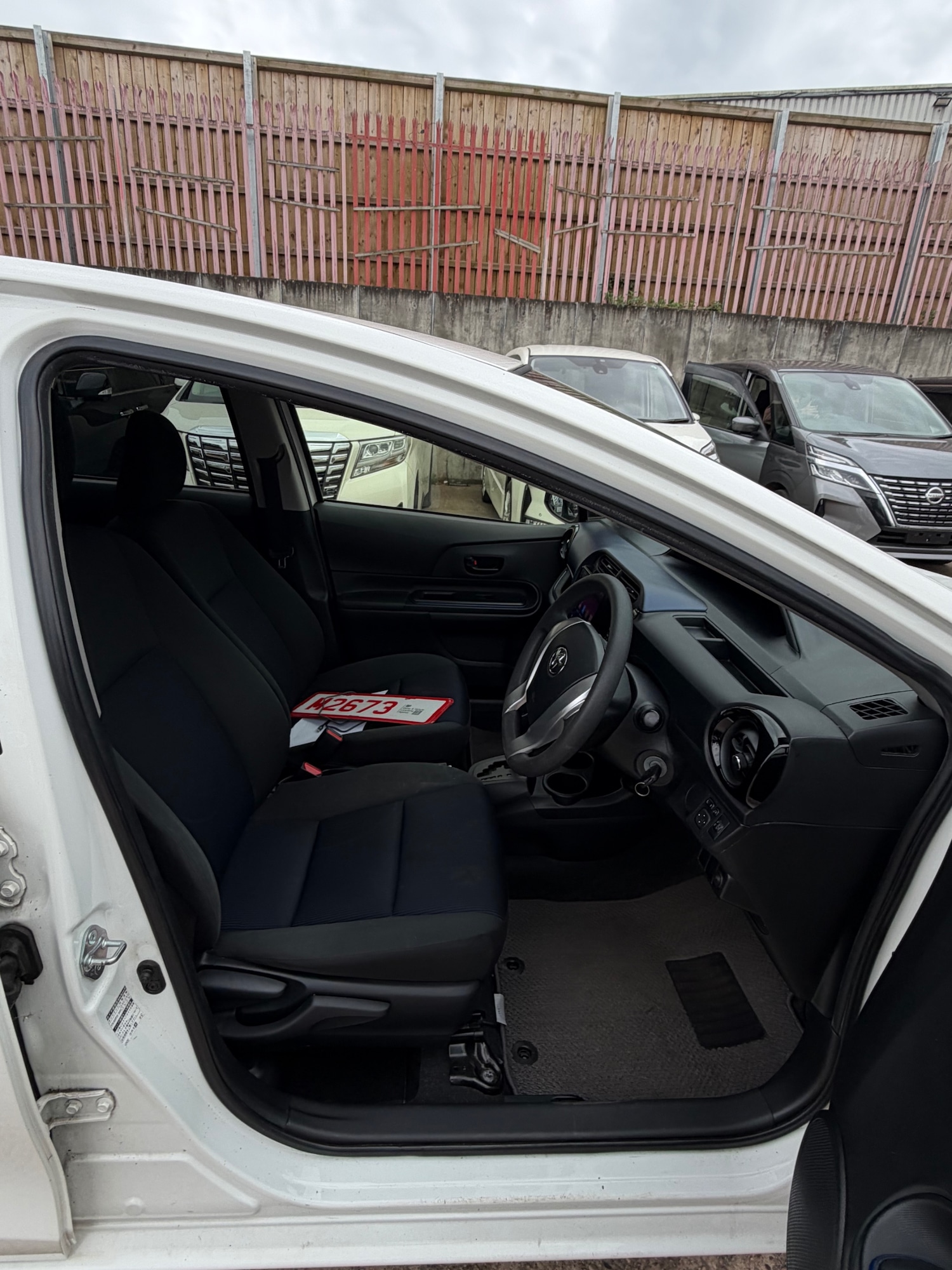 Used Toyota Aqua 2016 for sale - 78184152: Photo 8