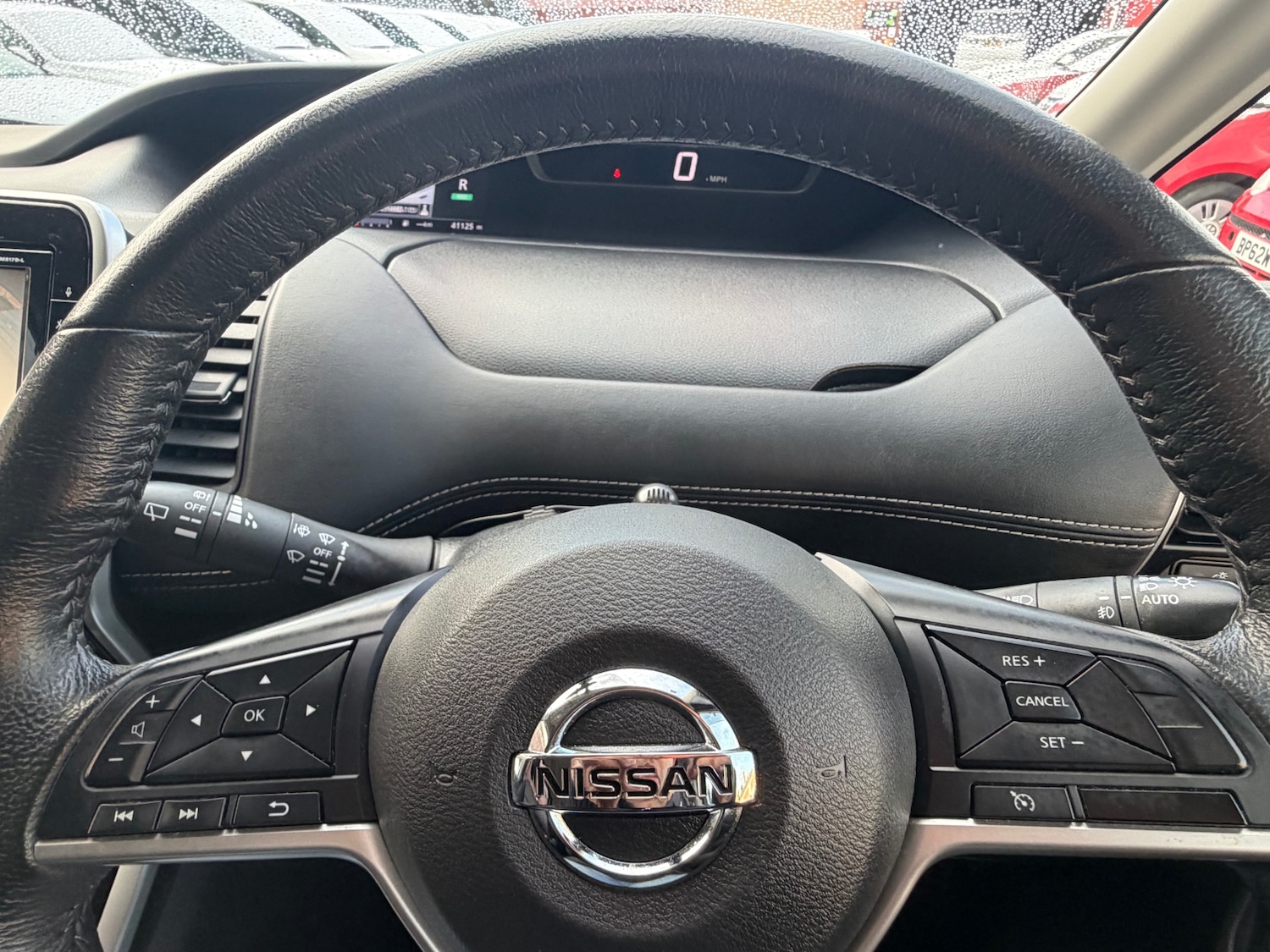 Used Nissan Serena 2019 for sale - 77100122: Photo 16