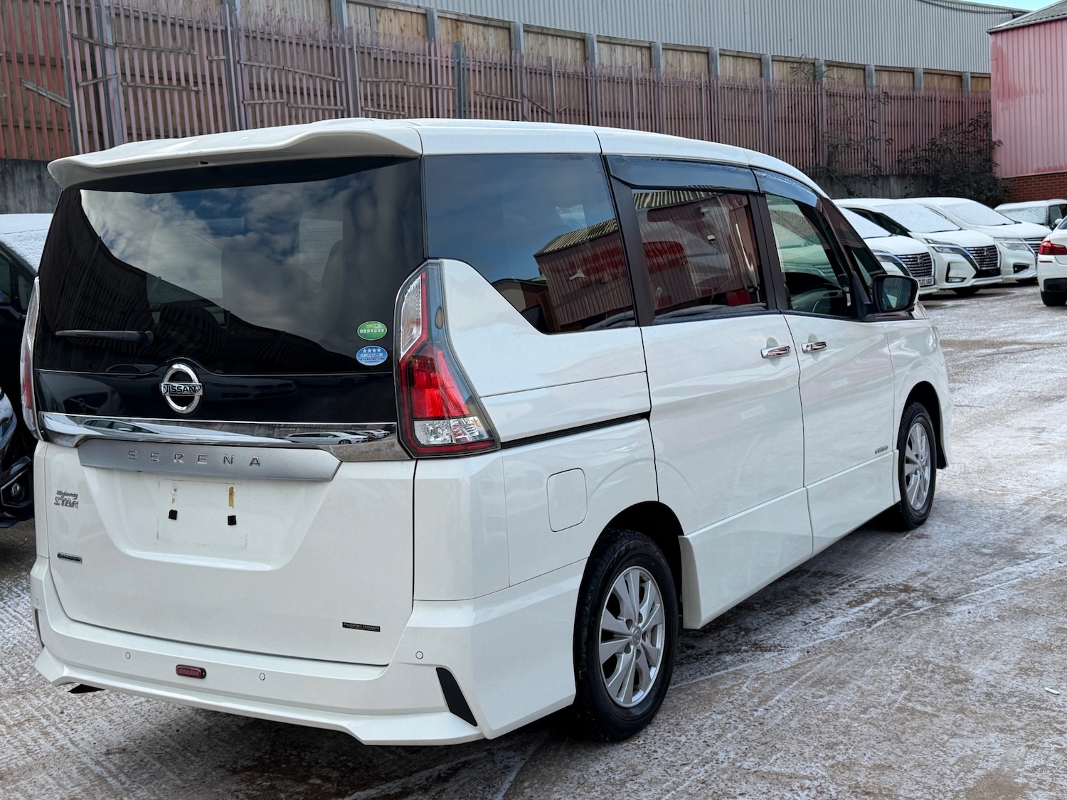 Used Nissan Serena 2019 for sale - 77100122: Photo 5