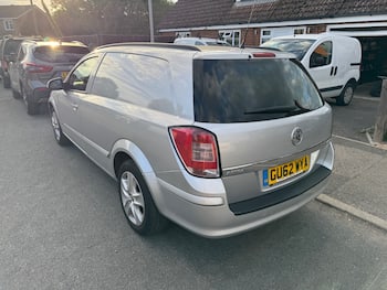 Used Vauxhall Astra Van 2012 for sale - 79826907: Photo
