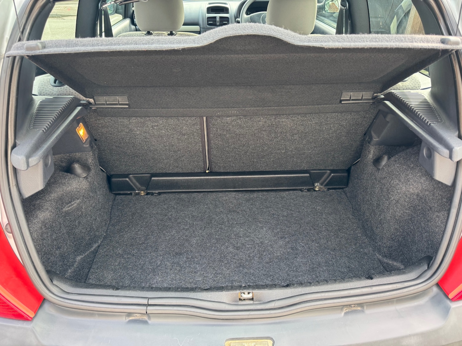 Used Renault Clio 2005 for sale - 77629117: Photo 18