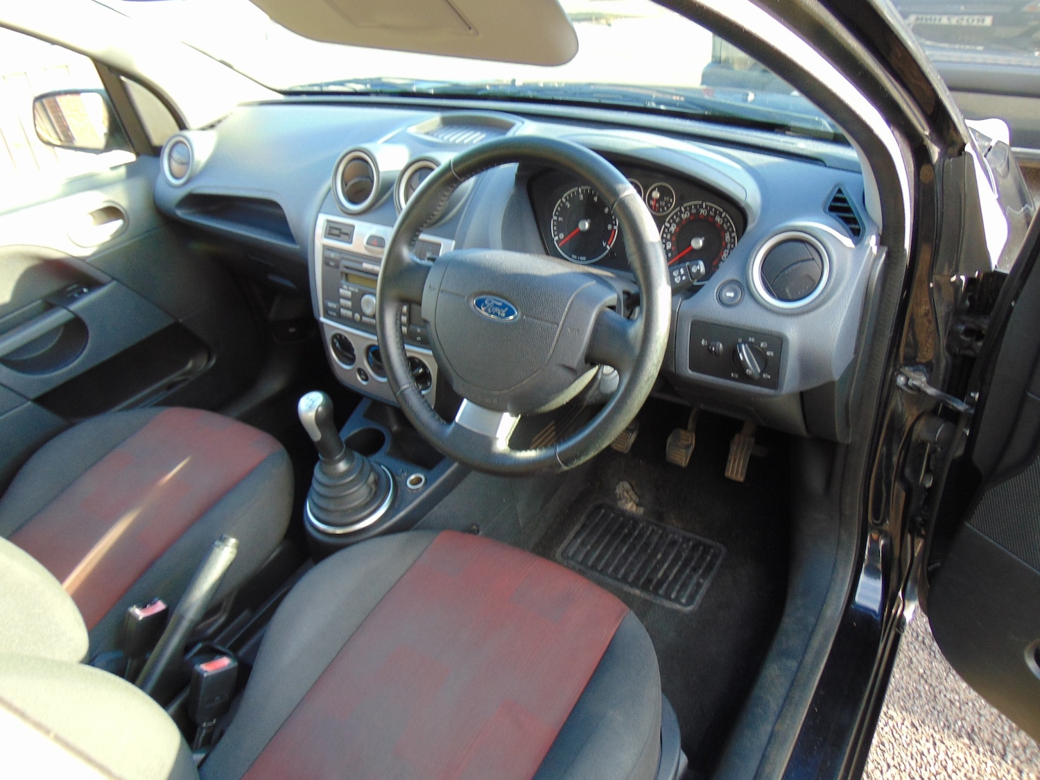 Used Ford Fiesta 2007 for sale - 76252225: Photo 10