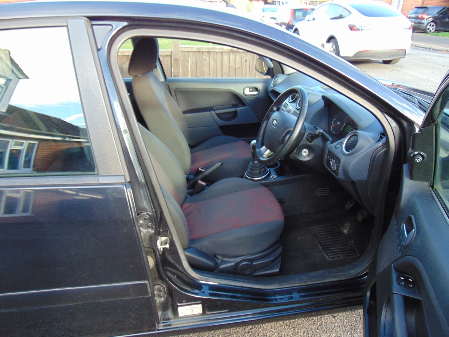 Used Ford Fiesta 2007 for sale - 76252225: Photo 9