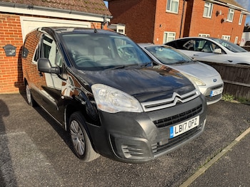 Used Citroen Berlingo 2017 for sale - 77147967: Photo
