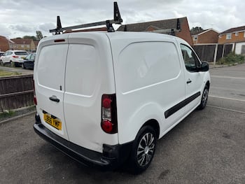 Used Citroen Berlingo 2017 for sale - 79543013: Photo