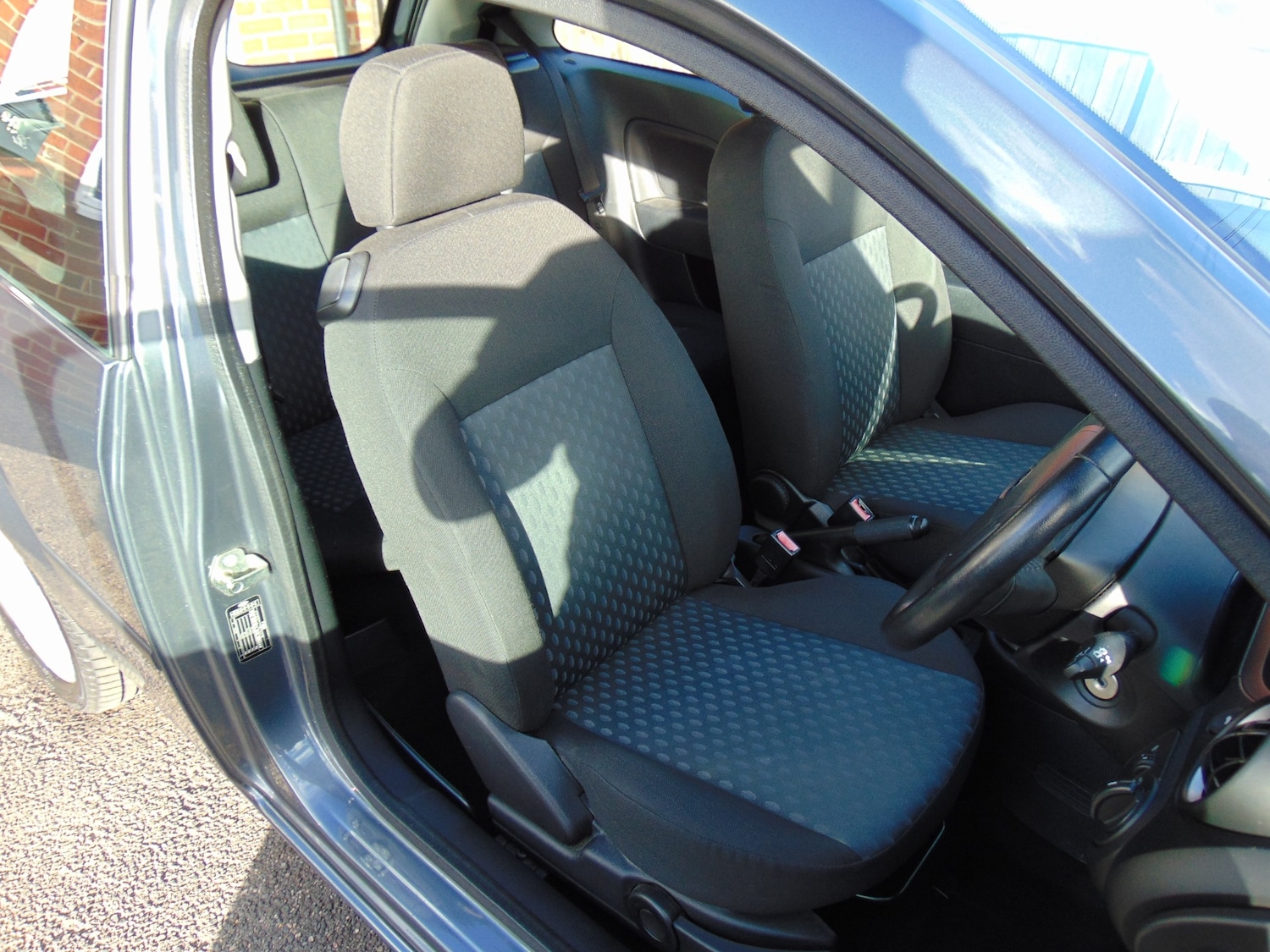Used Ford Fiesta 2004 for sale - 76336045: Photo 10