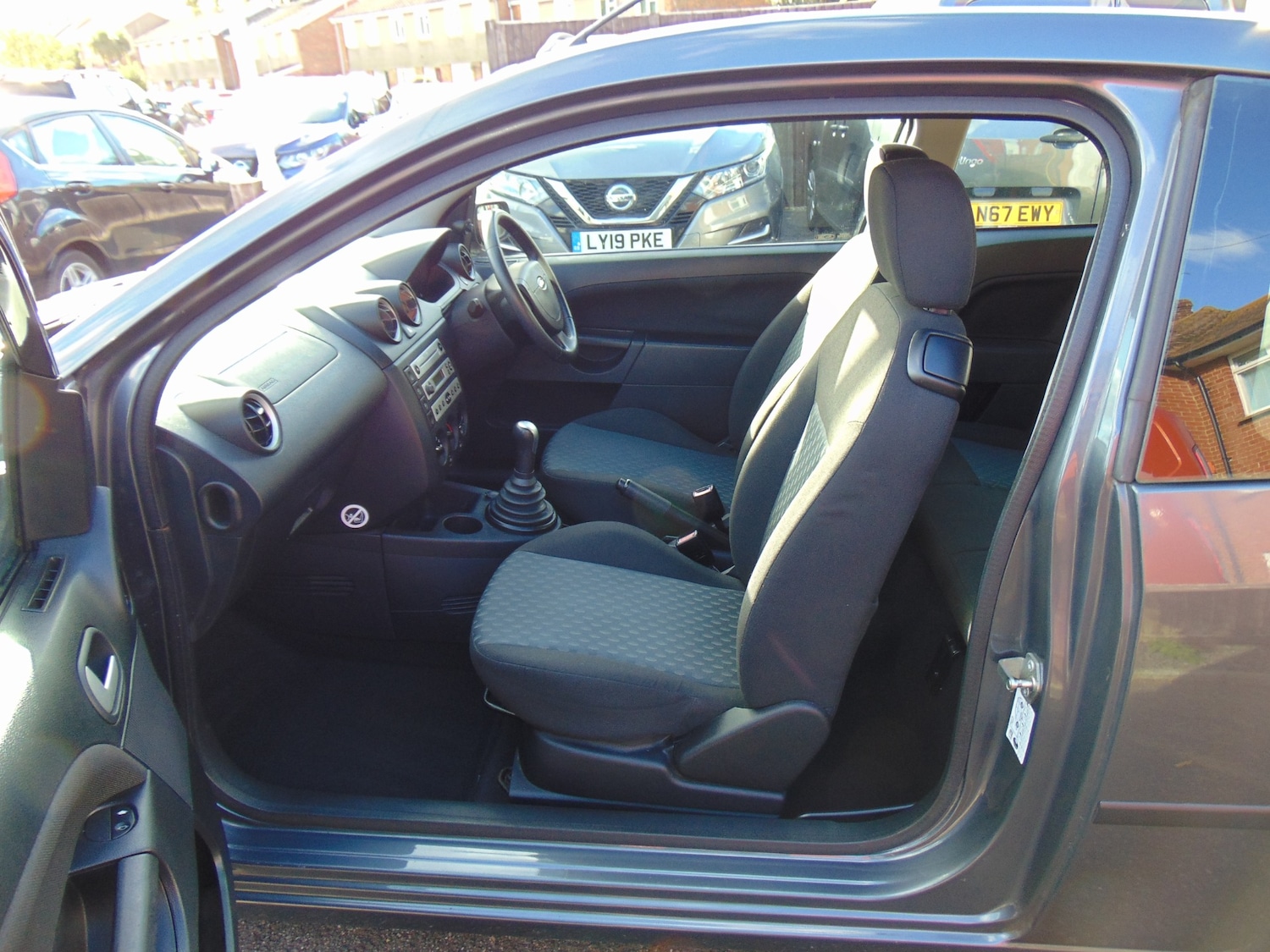 Used Ford Fiesta 2004 for sale - 76336045: Photo 12