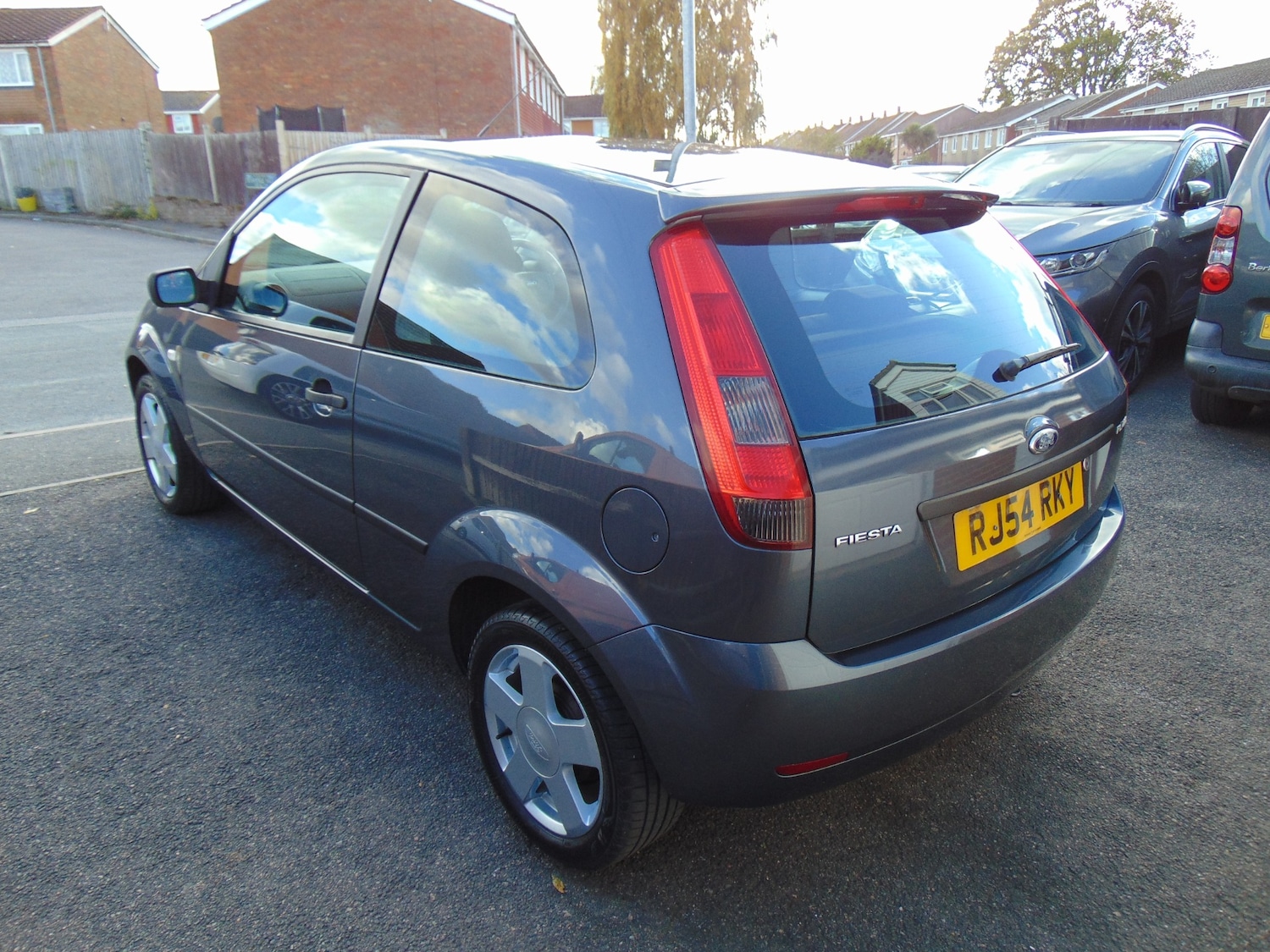 Used Ford Fiesta 2004 for sale - 76336045: Photo 5