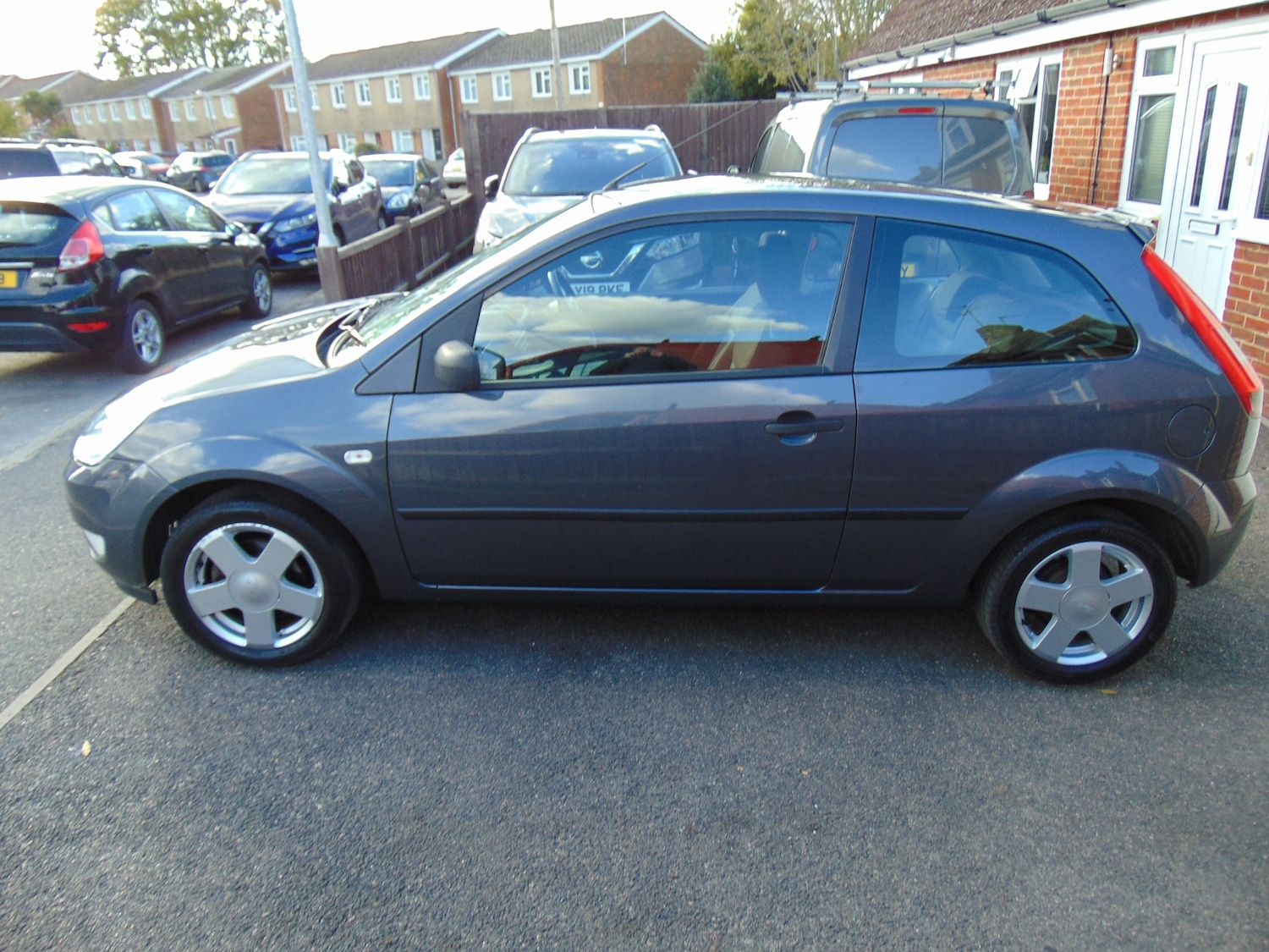 Used Ford Fiesta 2004 for sale - 76336045: Photo 6