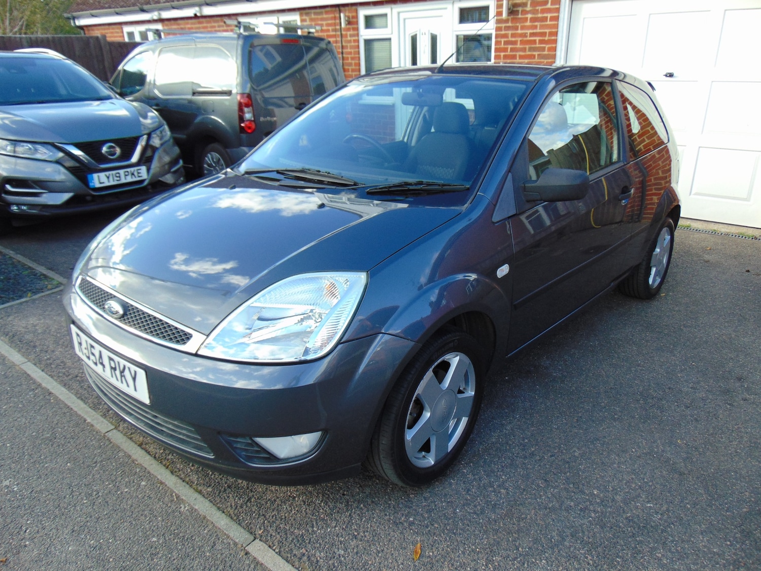 Used Ford Fiesta 2004 for sale - 76336045: Photo 7