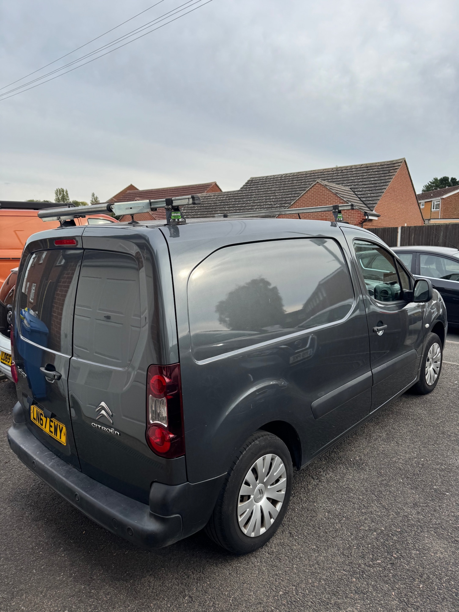 Used Citroen Berlingo 2017 for sale - 76252226: Photo 2