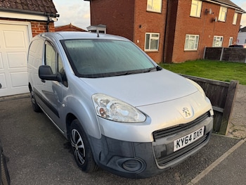 Used Peugeot Partner 2014 for sale - 77665306: Photo