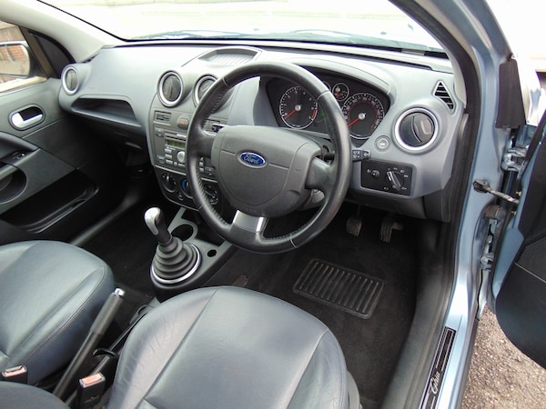 Used Ford Fiesta 2006 for sale - 76232356: Photo 11