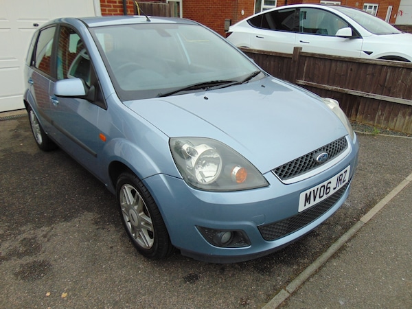 Used Ford Fiesta 2006 for sale - 76232356: Photo 1