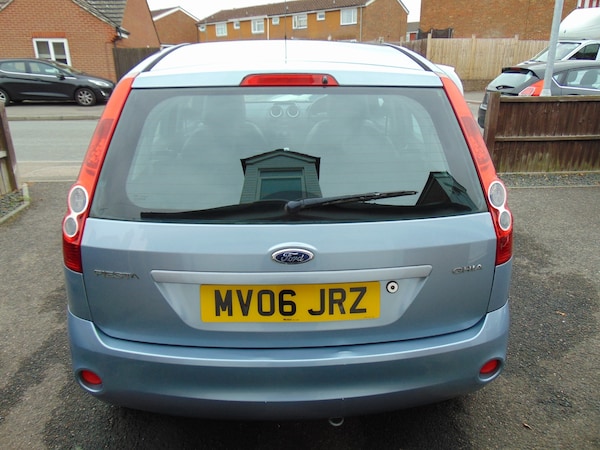 Used Ford Fiesta 2006 for sale - 76232356: Photo 4