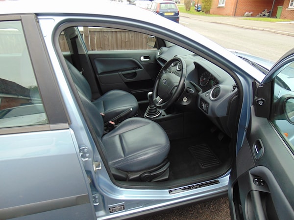 Used Ford Fiesta 2006 for sale - 76232356: Photo 9