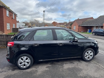 Used Citroen C4 Picasso 2014 for sale - 78836042: Photo