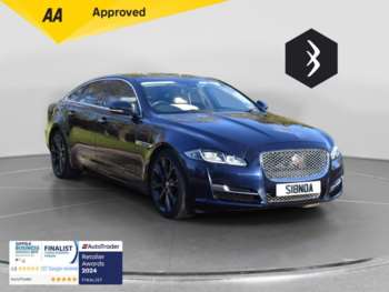 2017 (17) - 3.0d V6 Portfolio Saloon 4dr Diesel Auto Euro 6 (s/s) (LWB) (300 ps)