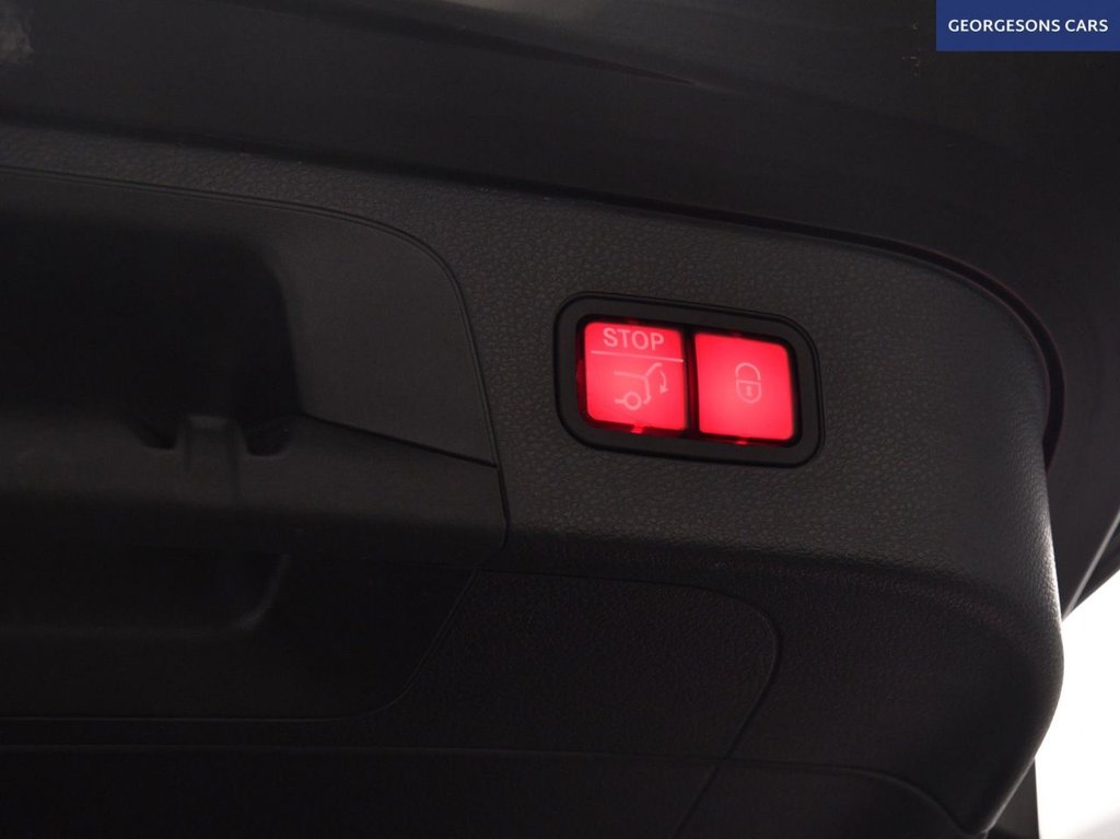 Used Mercedes-Benz EQC 2021 for sale - 76105365: Photo 10