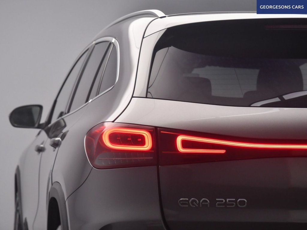 Used Mercedes-Benz EQA 2022 for sale - 76535657: Photo 15