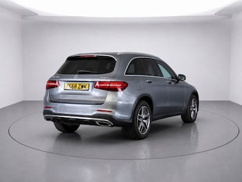 Used Mercedes-Benz GLC 2018 for sale - 78863997: Photo