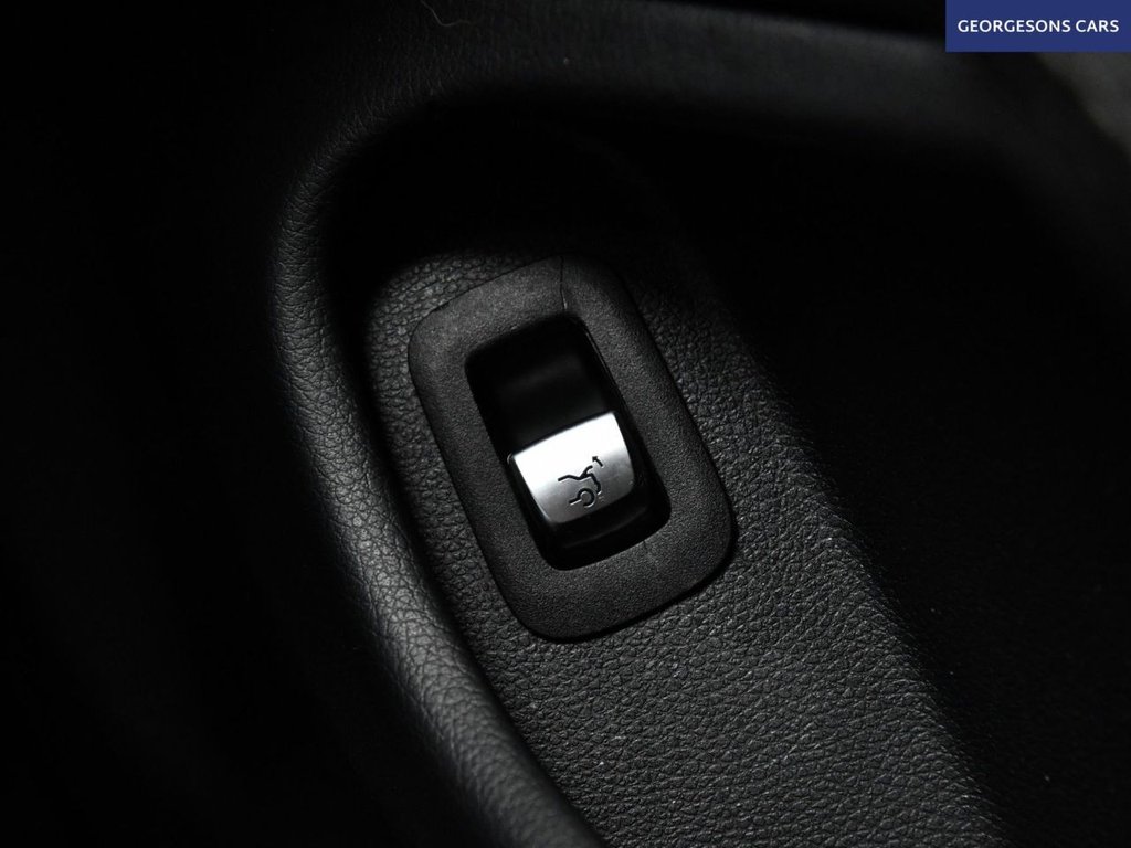 Used Mercedes-Benz C Class 2017 for sale - 77049045: Photo 25