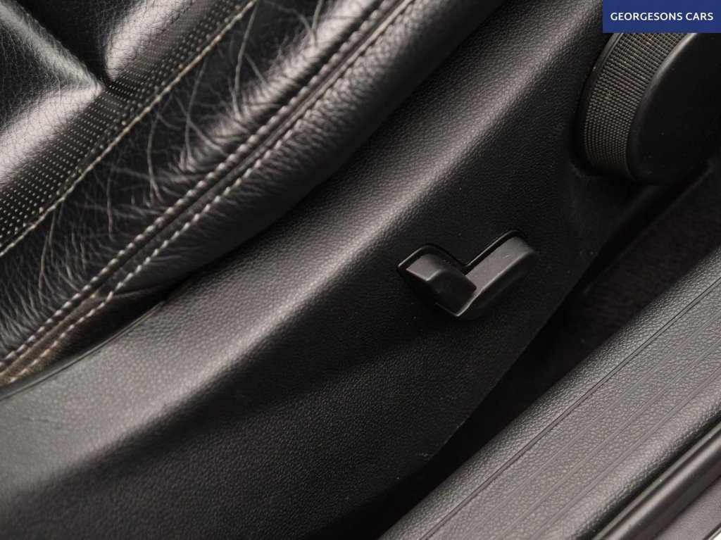 Used Mercedes-Benz E Class 2014 for sale - 77048930: Photo 24