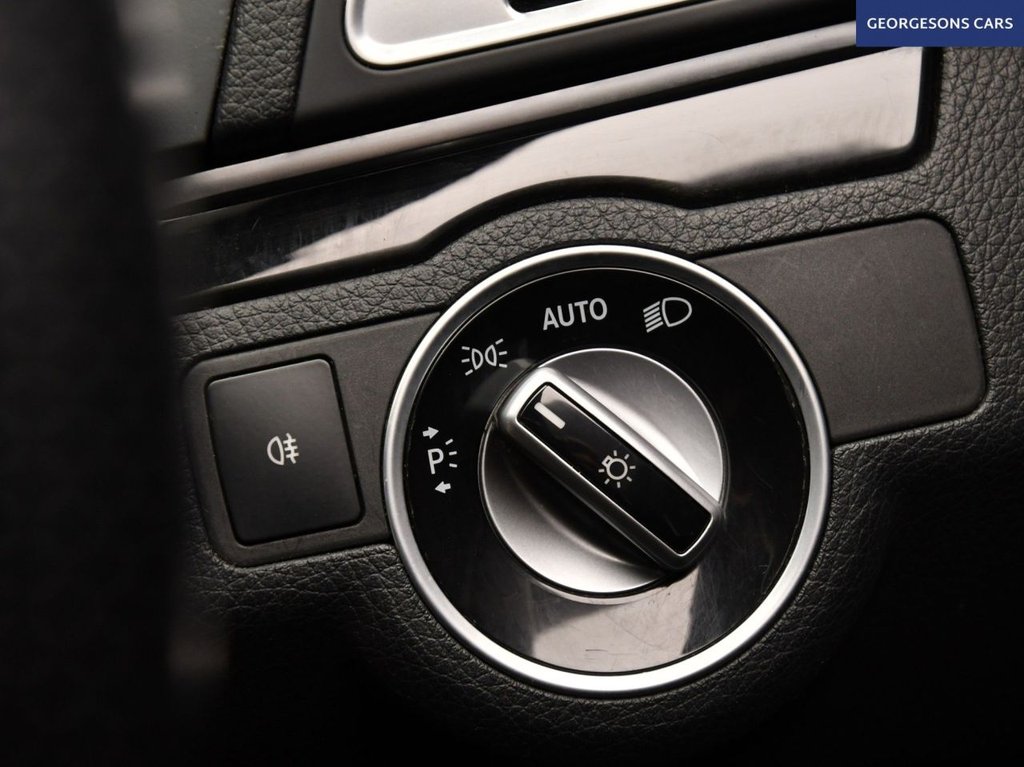 Used Mercedes-Benz E Class 2014 for sale - 77048930: Photo 41