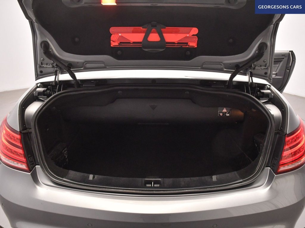 Used Mercedes-Benz E Class 2014 for sale - 77048930: Photo 9