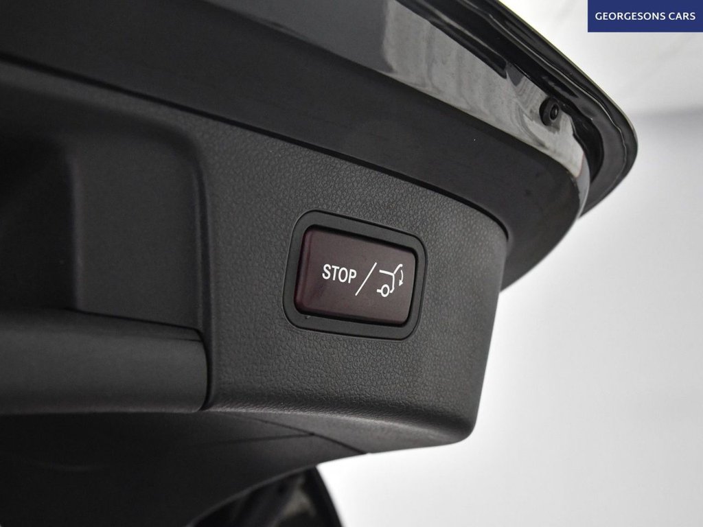 Used Mercedes-Benz GLA 2018 for sale - 77048701: Photo 10