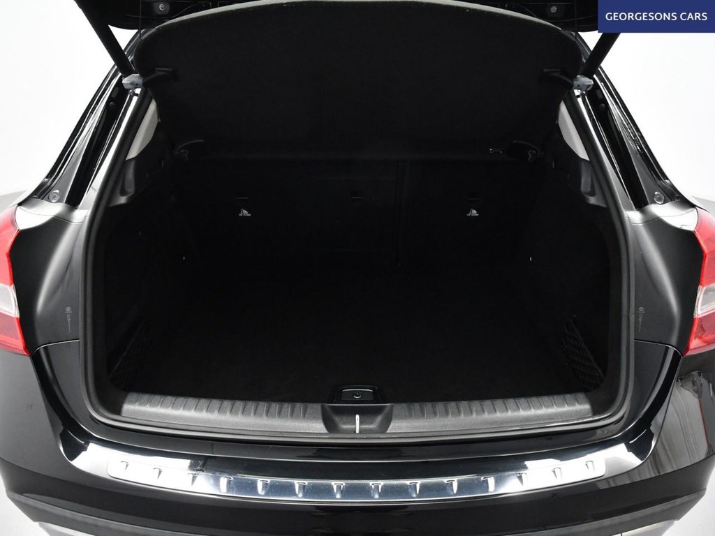 Used Mercedes-Benz GLA 2018 for sale - 77048701: Photo 9