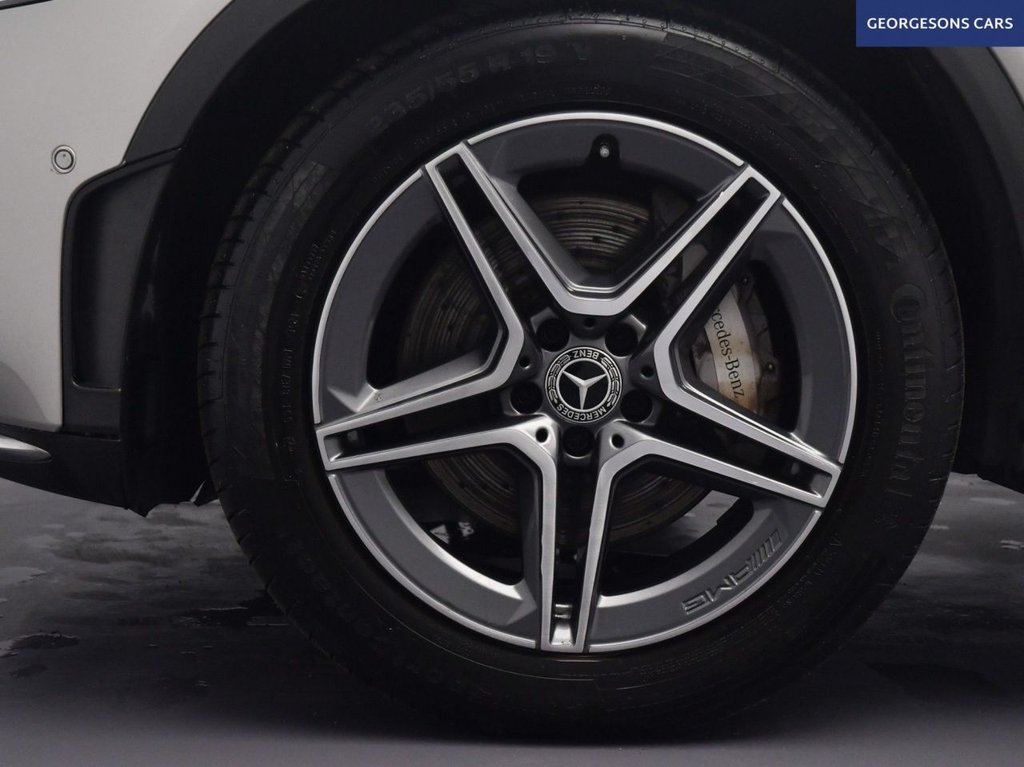 Used Mercedes-Benz GLC 2020 for sale - 77642235: Photo 11